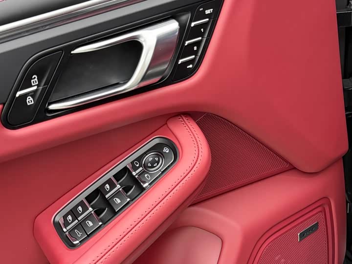 Фото 9 - Porsche Macan