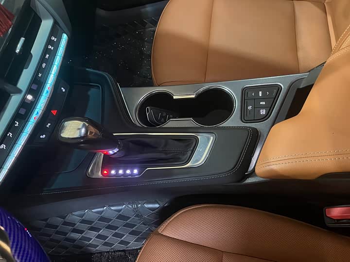 Фото 6 - Cadillac CT4