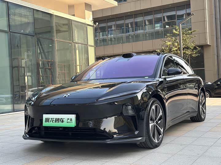 Фото 1 - Nio ET5T