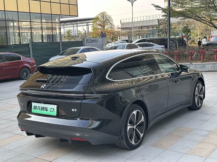 Фото 7 - Nio ET5T