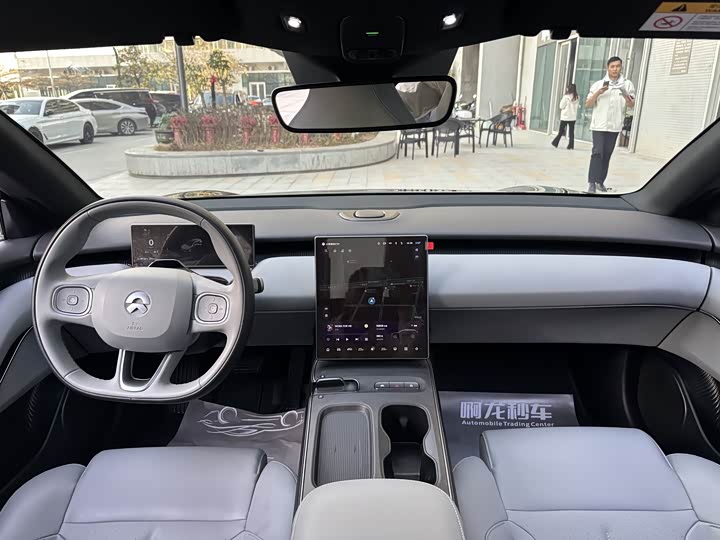 Фото 9 - Nio ET5T