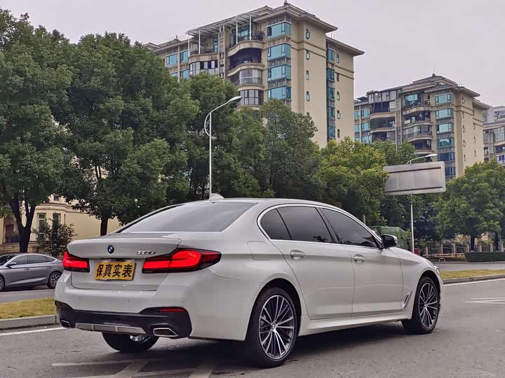 Фото 8 - BMW 5 Series