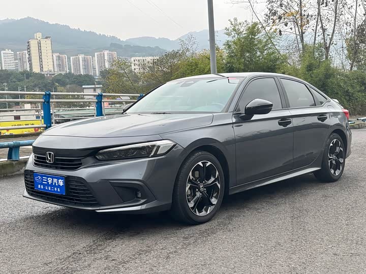 Фото 1 - Honda Civic