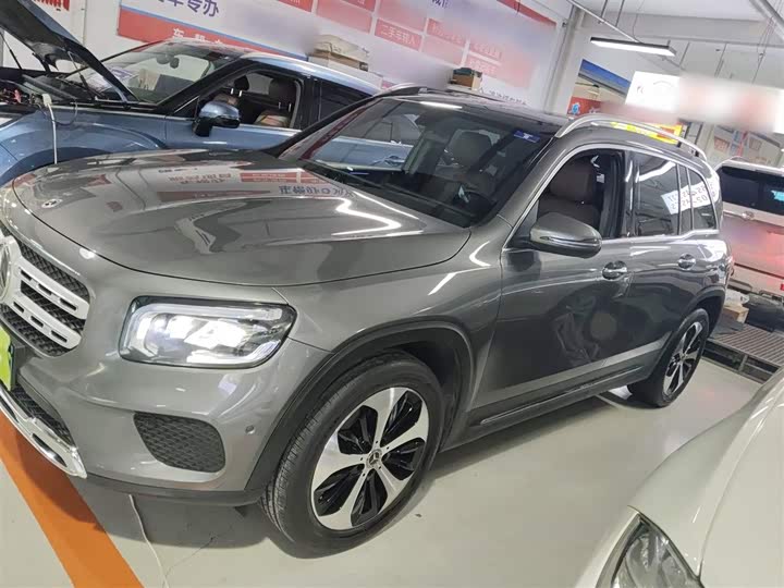 Фото 5 - Mercedes-Benz GLB-Class