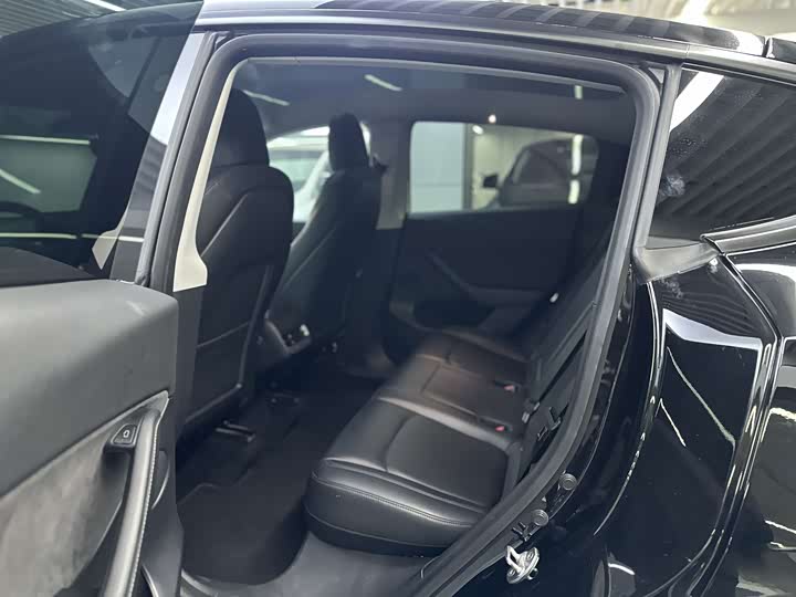 Фото 5 - Tesla Model Y