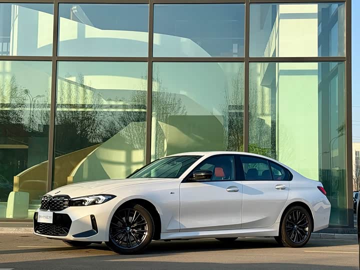 Фото 1 - BMW 3 Series