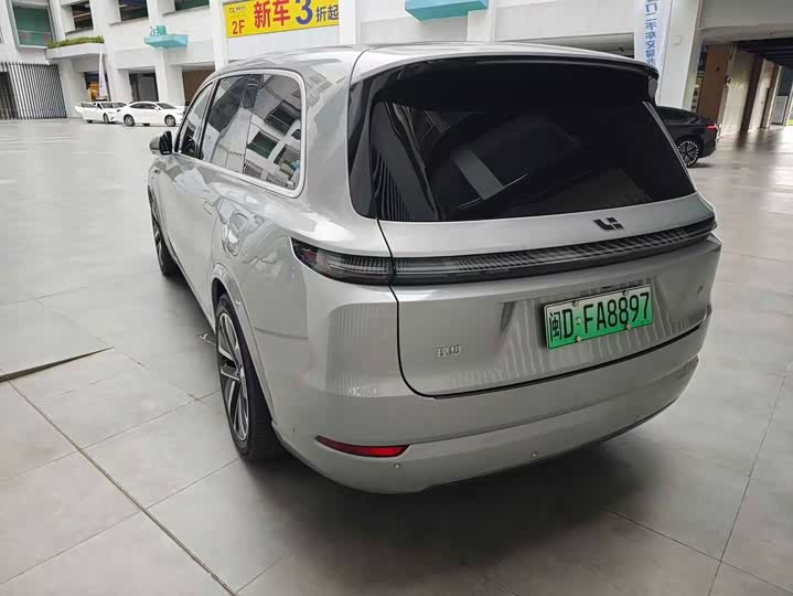 Фото 6 - LiXiang L9