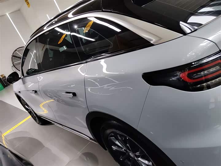 Фото 5 - Leapmotor C11