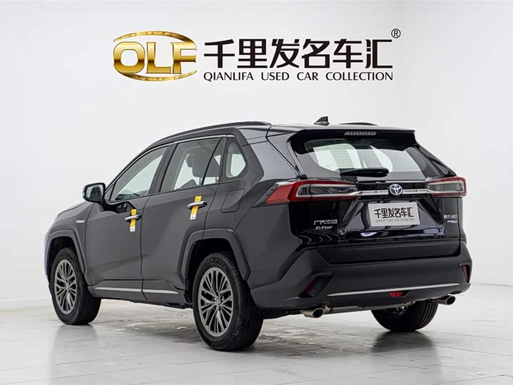 Фото 4 - Toyota Wildlander