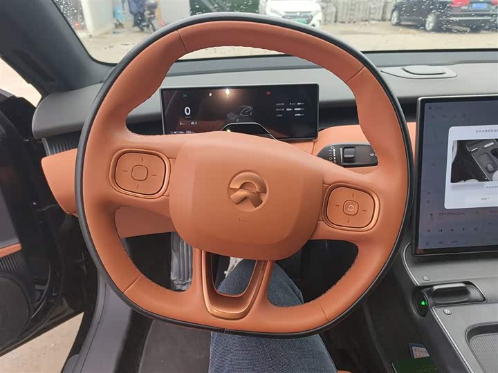 Фото 3 - Nio ET5