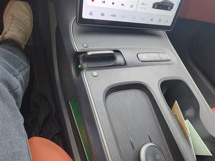 Фото 6 - Nio ET5