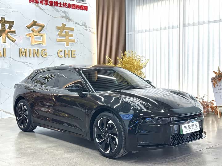 Фото 3 - Zeekr 001