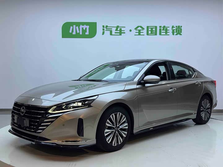 Фото 1 - Nissan Teana