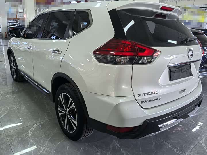 Фото 4 - Nissan X-Trail