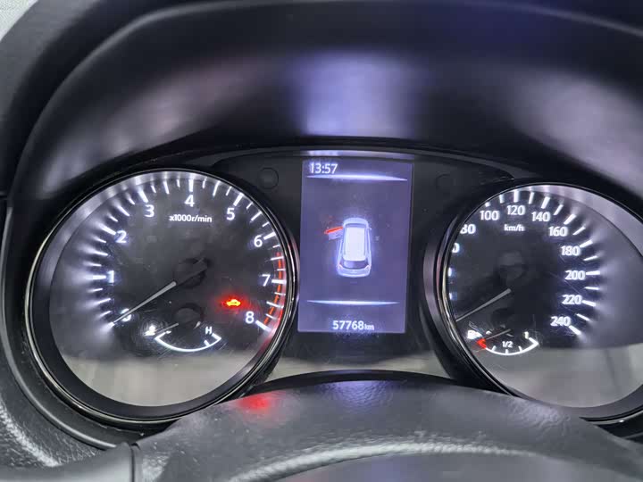 Фото 9 - Nissan X-Trail