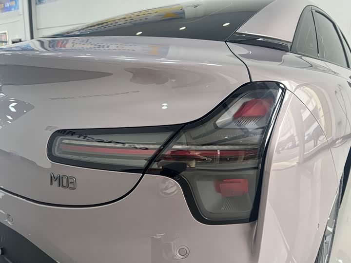 Фото 5 - XPeng Mona M03