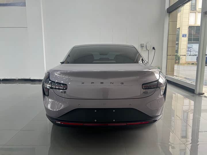 Фото 7 - XPeng Mona M03