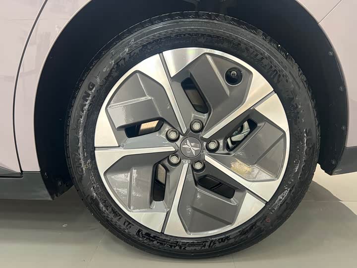 Фото 8 - XPeng Mona M03