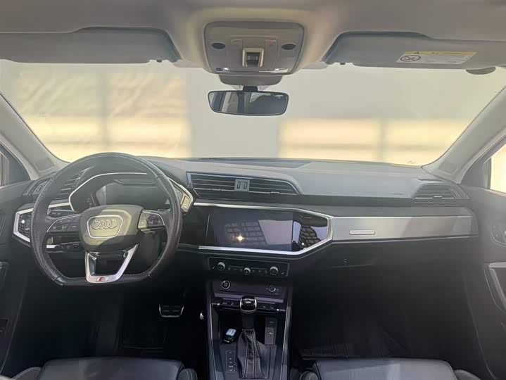 Фото 7 - Audi Q3 Sportback