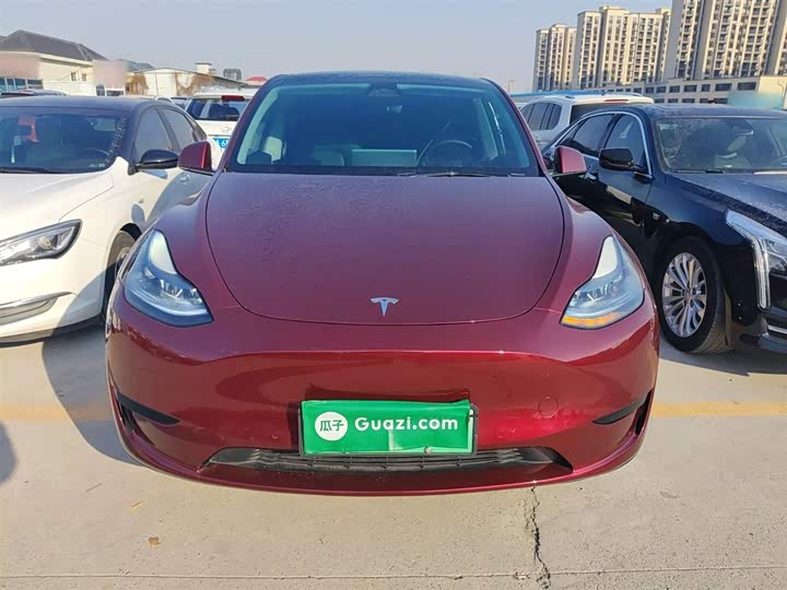 Фото 3 - Tesla Model Y