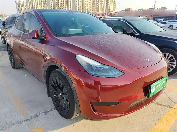 Фото 4 - Tesla Model Y