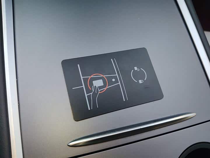 Фото 9 - Tesla Model Y