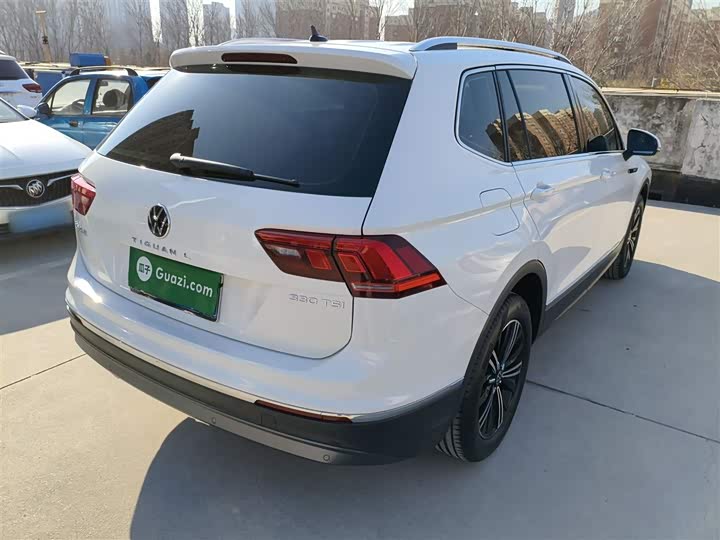 Фото 7 - Volkswagen Tiguan L Pro