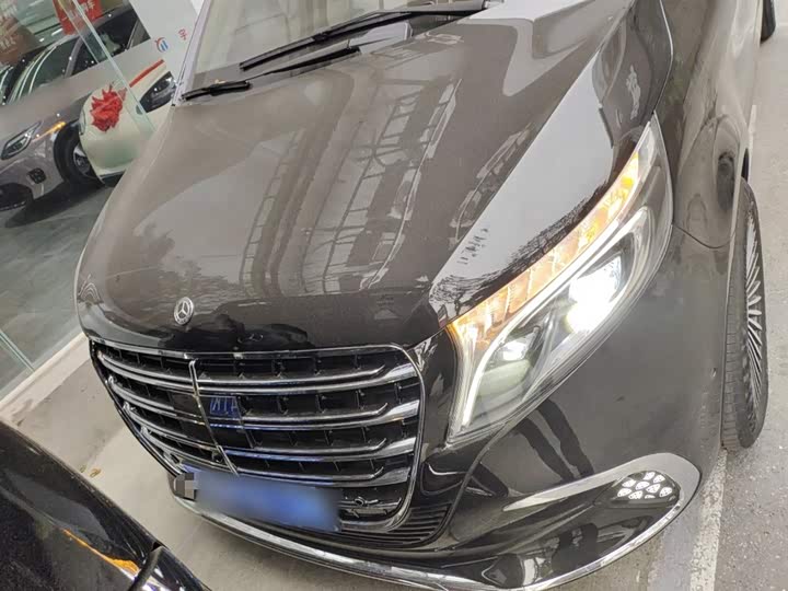 Фото 3 - Mercedes-Benz V-Class