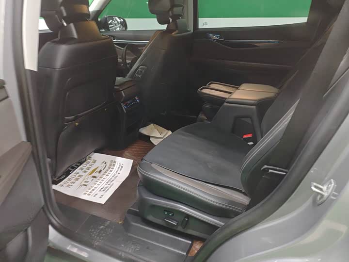 Фото 6 - Ford Edge