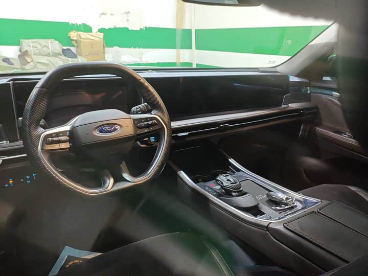 Фото 7 - Ford Edge