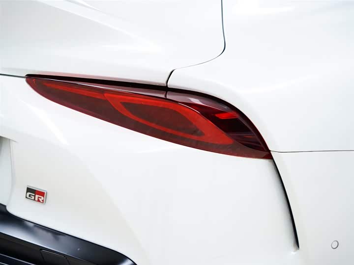 Фото 5 - Toyota Supra