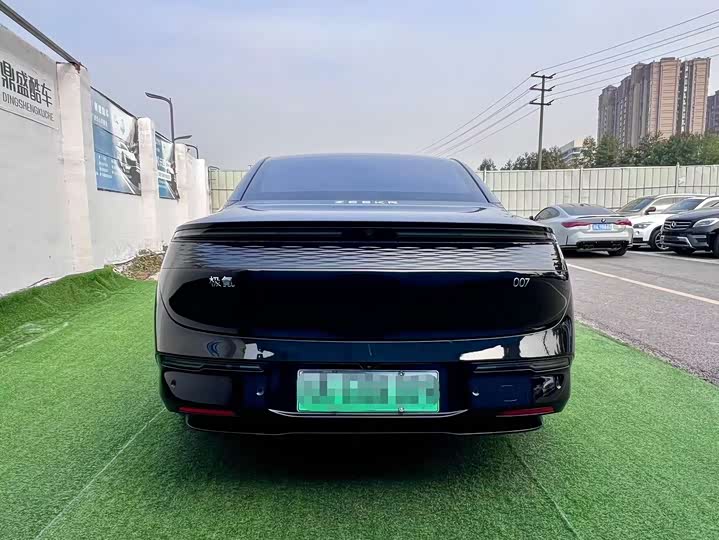 Фото 5 - Zeekr 007