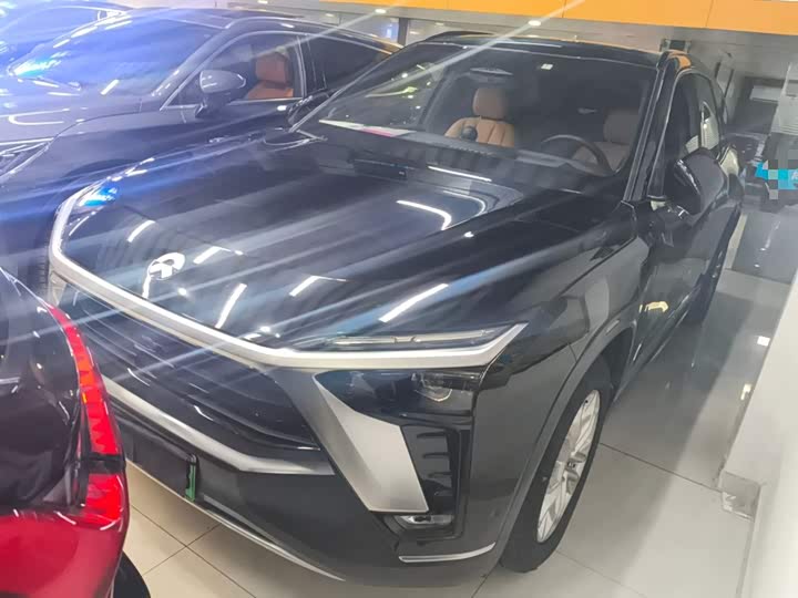 Фото 1 - Nio ES8