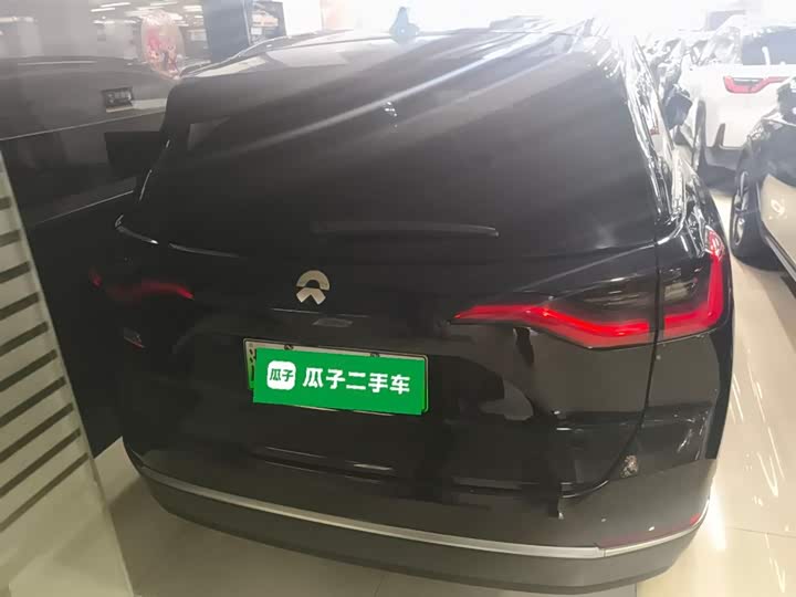 Фото 6 - Nio ES8