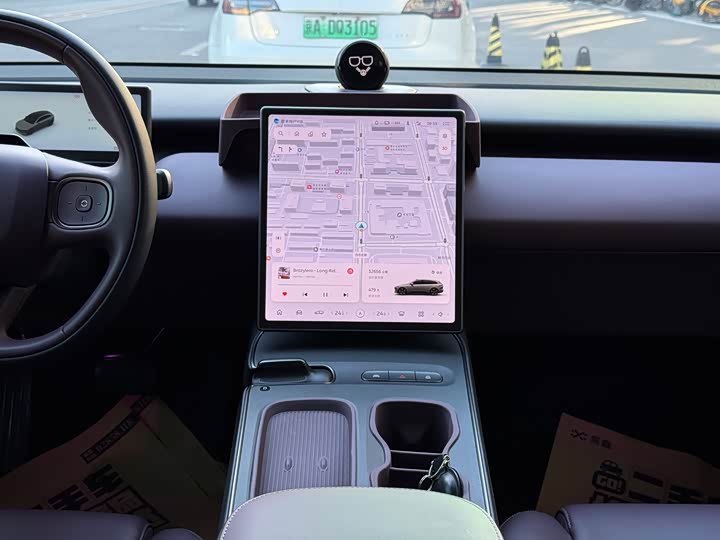 Фото 9 - Nio ET5T