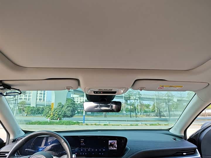 Фото 9 - Buick LaCrosse