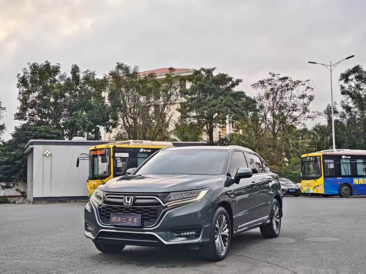 Фото 1 - Honda UR-V