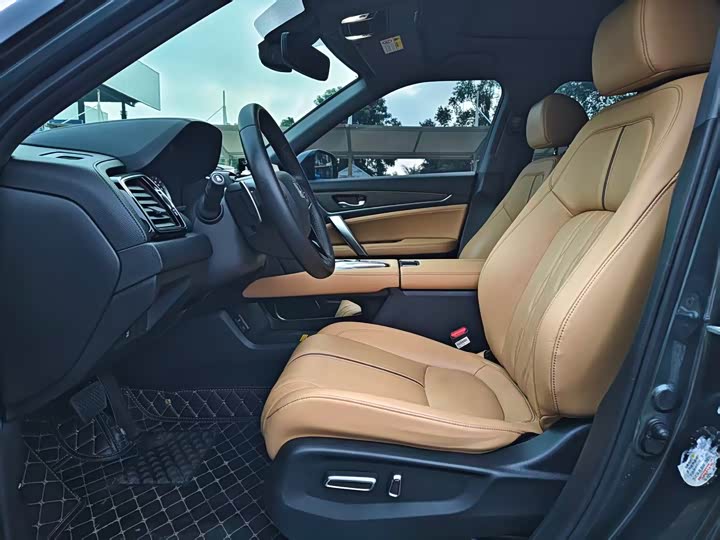 Фото 4 - Honda UR-V