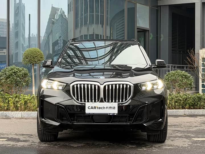 Фото 2 - BMW X5