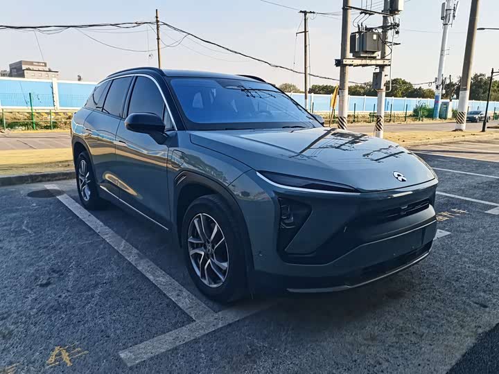 Фото 3 - Nio ES6