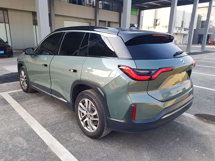 Фото 7 - Nio ES6