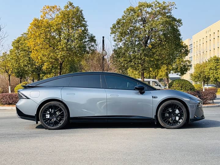 Фото 7 - XPeng F57