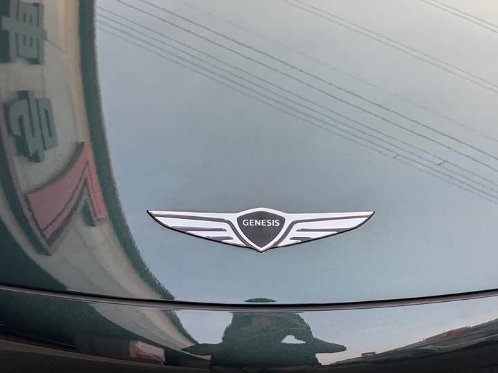 Фото 6 - Genesis GV60