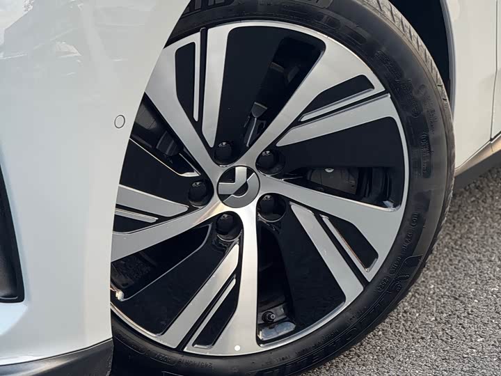 Фото 5 - Nio ET5