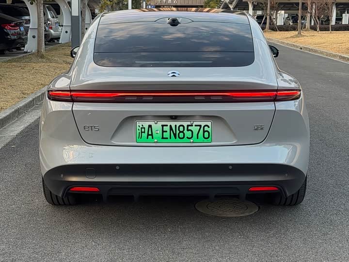 Фото 7 - Nio ET5