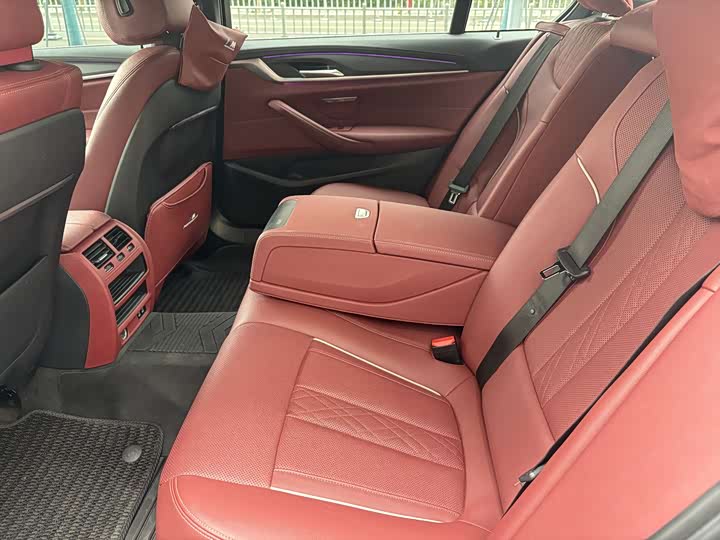 Фото 9 - BMW 5 Series Hybrid