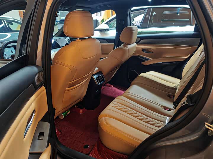 Фото 3 - BYD Song L DM-i Hybrid