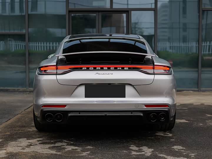 Фото 6 - Porsche Panamera