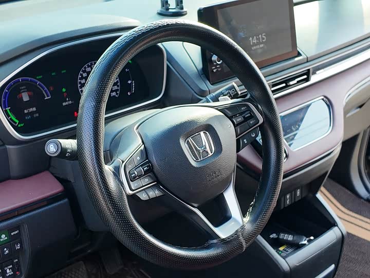 Фото 8 - Honda Elysion