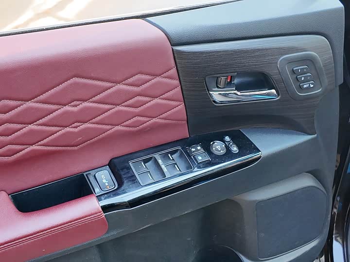 Фото 9 - Honda Elysion